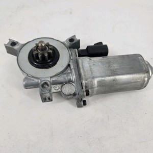 Power Window Motor-Window Lift Motor (Motor Only) WAI WMO1210LR - Picture 1 of 8