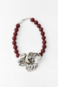 BNWT: ENGRAVED FLOWER BEAD COLLAR NECKLACE from ZARA: RED - Picture 1 of 5