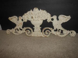 LARGE HEAVY ANTIQUE VICTORIAN ORNATE BIRDS FRUIT CAST IRON MANTEL WALL MOUNT 25" - Picture 1 of 5