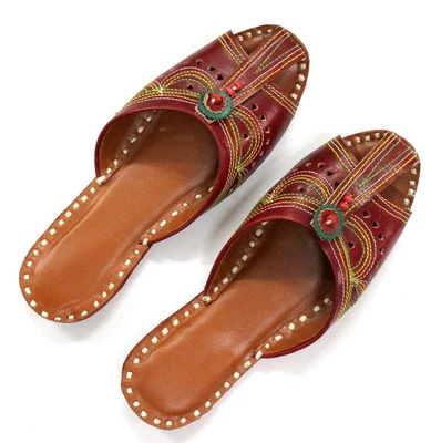 Sandalias para mujer Mojari de cuero puro Jutti hechas a mano Punjabi Chanclas Foto 1 de 3