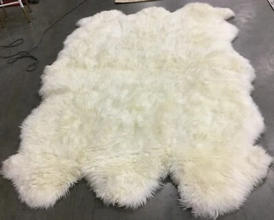 Alfombra BLANCA 5'-5" X 7'-7" Defecto, Precio Reducido 1172652396 SHS121A-5 Foto 1 de 4