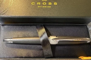 Cross Apogee Matte Black Fountain  18K M Nib Pen  New Reduced Price - Picture 1 of 4