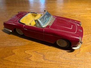 Ferrari cabrio auto  in latta con meccanismo a frizione  made in Japan’50 by ATC - Picture 1 of 7