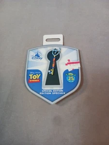 Pin Llave Toy Story 25 Aniversario Pixar Disney Store Edición Especial Comercio - Imagen 1 de 3