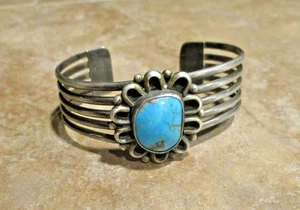 EXTRA FEIN!!  Vintage Navajo Sterling Silber TÜRKIS BLUME Armband - Bild 1 von 13