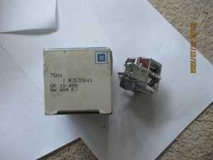 NOS 1988-1992 CADILLAC BROUGHAM ELECTRIC/VACUUM DOOR LOCK -PART NO. 3530641 - Picture 1 of 6