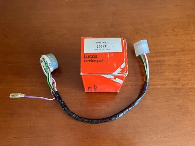 NOS Lucas 30371 Ignition Switch, 6 wire, Austin Marina & others. - Image 1 of 4