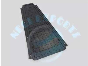 Alfombrilla de goma para piso central Vespa, P125X PX125e P150X PX200e P200E - Imagen 1 de 6