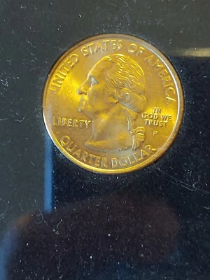 ERROR VERY RARE 2000 COMM. QUARTER New Hampshire gold Ed. Ungraded,Uncirculated - Image 1 of 4