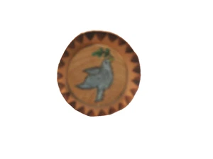 Vintage Studio Leather & Wood Lazar Burned Dove Bird Button. Painted, Border, N - Picture 1 of 4