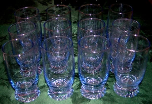 12 makellose DUZ Waschmittel Saft Glas blau Glas Becher - Bild 1 von 1
