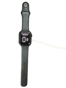 Apple Watch Series 7 45 mm Estuche de aluminio azul con correa deportiva azul abismo... - Imagen 1 de 1