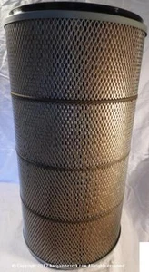 NEW WIX 42656 AIR FILTER Fits Case I.H. Farmall tractors RD3 - Bild 1 von 1