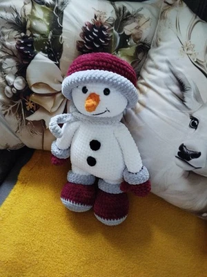 Amigurumi Schneemann Gehäkelt - Winter Weihnachten Geschenk - Bild 1 von 2