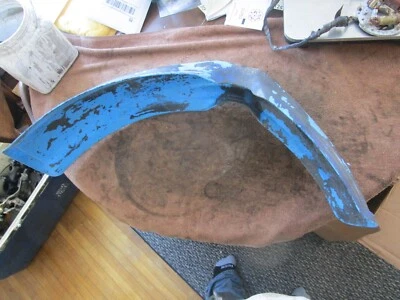 1983 Yamaha IT250 IT 250 front wheel fender - Image 1 of 3