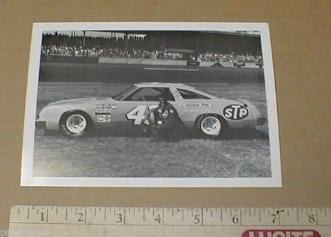 Richard Petty 1979 Oldsmobile STP Southern Pride Fan Club Postcard handout B/W Cover