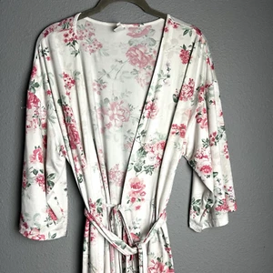 Flora Nikrooz Short Satin Wrap Lightweight Robe Size M Belted Botanical Floral - Picture 1 of 13