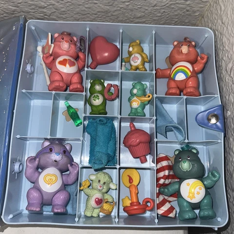 Vintage 1980’s Kenner Care Bare lot 8 Figures Plus Accessories And Case Cover