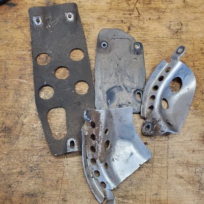 2005 年 YAMAHA WR450F WR450 左右发动机护板滑板盖刷罩 — 第 1/4 张图片