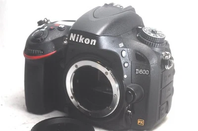 Nikon D600 Full-Frame DSLR Camera Excellent Condition Used - image 1 of 4