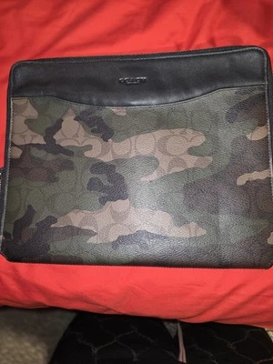 Estuche Coach Tech Foto 1 de 3