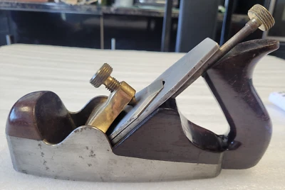 Norris A2 Plane Dovetailed Adjustable Smoothing Plane - Image 1 of 4