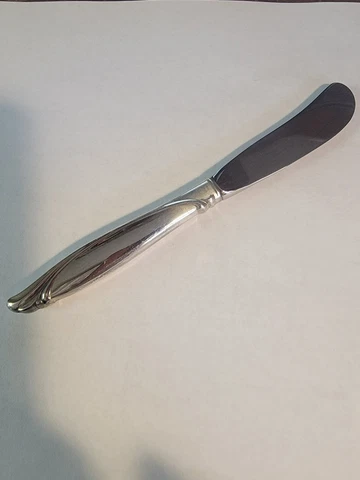 SENTIMENTAL-HEIRLOOM STERLING BUTTER SPREADER(S) Cover