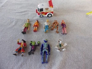 Scooby Doo Figuren Konvolut Hanna Barbera Villains And The Crew With Crew Bus - Bild 1 von 11