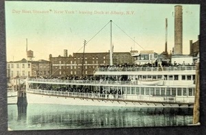 **VINTAGE 1908 DAY BOAT STEAMER NEW YORK AT DOCK ALBANY, N Y. COLOR POST CARD** - Picture 1 of 2