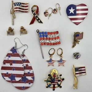 Konvolut Vintage bis jetzt amerikanische Flagge Ohrringe, Broschen, Pins USA Kenneth Lane - Bild 1 von 11