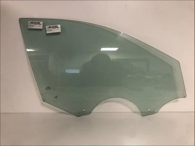 Vitre avant droit SKODA RAPID SPACEBACK PHASE 1 5JA845202F - Photo 1/2