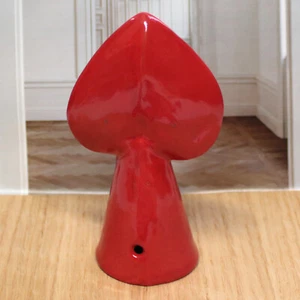 Estatuilla de decoración superior de cerámica de la reina de corazones de 4,75" de alto sin firmar - Imagen 1 de 5
