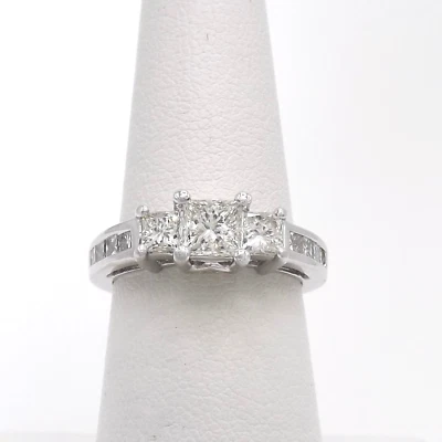 14k White Gold Natural Diamond 3 Stone Setting Engagement Ring Princess Cut Kays - Image 1 of 4