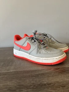 Used Nike AIR FORCE 1 shoes Size 4 Y - Picture 1 of 6