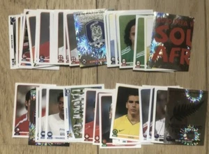 Zur Auswahl 10 Bilder Sticker Fußball Panini FIFA World Cup 2010 South Africa Neu - Bild 1 von 7