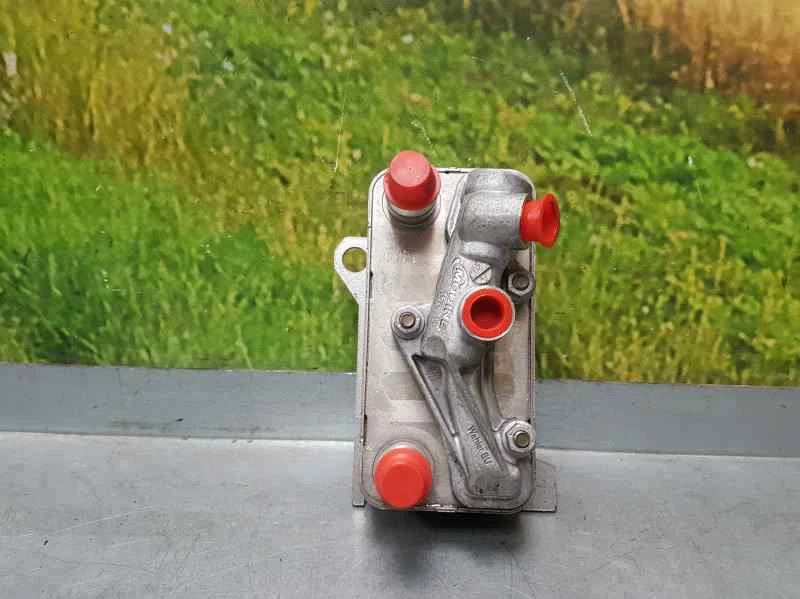 A0995002500 ölkühler für MERCEDES-BENZ CLASE C COUPE (W205) 220 D 2015 4321670 Foto 1 de 4