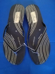 BRAND NEW Stylish Sandals. Size 6. - Picture 1 of 4