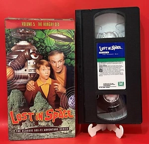 Lost in Space Band 5 The Hungry Sea VHS 1998 klassisches SCI-FI-ABENTEUER - Bild 1 von 1
