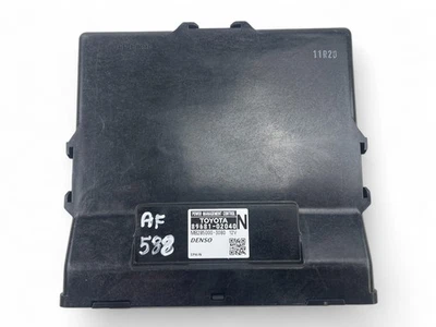 Centralina TOYOTA AURIS E18 89681-02040 2015 (AF588) - Immagine 1 di 4