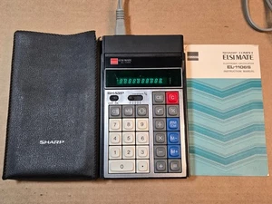 Calcolatrice Sharp Elsi Mate EL-1106S vintage con custodia morbida e manuale funzionante bene - Foto 1 di 3