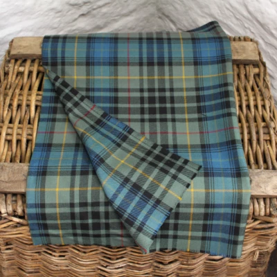 FROM THE MILLS Stewart Hunting Ancient - Scottish Tartan - Fat Quarter (75CM x 50CM) 100% Wool