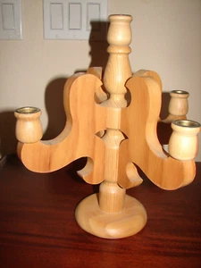 Vintage Holz Kandelaber 5-armig rot skandinavisch Kegel Kerzenhalter MCM Schweden 13" - Bild 1 von 2