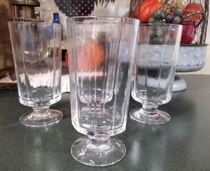 Vasos de té helados con patas de cristal Seneca (juego de 4) - Imagen 1 de 6