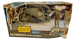 Batman Dark Knight Rises Exclusive Vehicle Batmobile with Batman, Rare, Gem - Picture 1 of 5