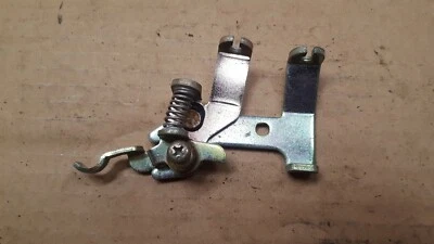 Kawasaki KZ400 D S 1978 KZ400 A 1977 carburador izquierdo cable soporte montaje Foto 1 de 4