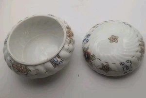 Scatola portagioie vintage Nippon Cottage Core dipinta a mano fiori con bordo oro - Foto 1 di 4