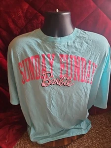 Barbie "Sunday Funday" maglietta grafica maniche corte oversize taglia uomo XXL blu - Foto 1 di 4