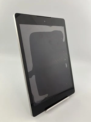 HTC Nexus 9 OP82100 White 2GB Ram 8MP 8.9" Android Tablet Spares & Repairs #D - Image 1 of 4