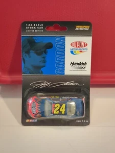 Motorsports Authentics Nascar #24 Jeff Gordon Dupont Pit Stop 1:64 Scale Diecast - Picture 1 of 4
