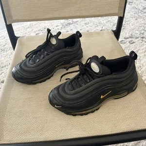 NIKE AIR MAX 97 Shoes GS, Size 4.5Y EUR 36.5 Black Trainers Sneakers FD9777-001 - Picture 1 of 11